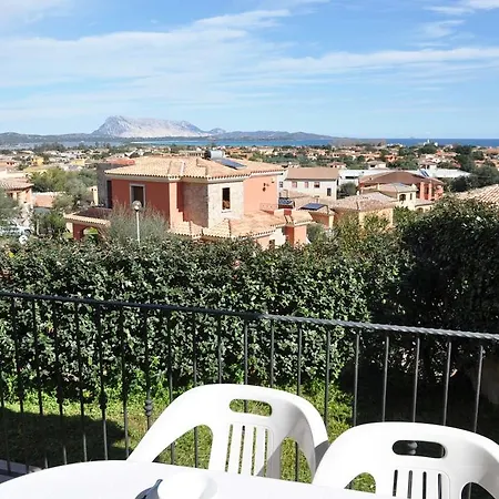 Apartamento Citai Con Splendida Vista Mare San Teodoro  Habitación foto