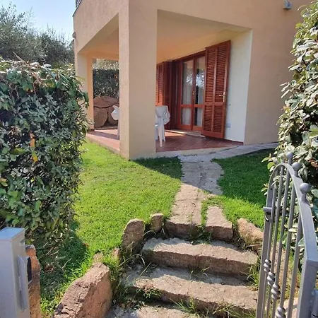 Apartamento Citai Con Splendida Vista Mare San Teodoro  Exterior foto