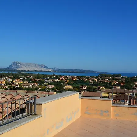 Apartamento Citai Con Splendida Vista Mare San Teodoro  Exterior foto